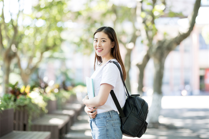 泉州女生初中毕业学什么好就业?