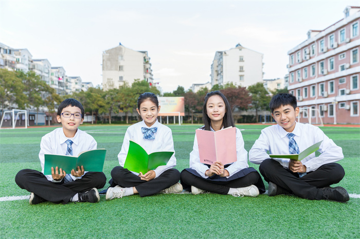 泉州女孩子初中学习不好怎么规划未来?