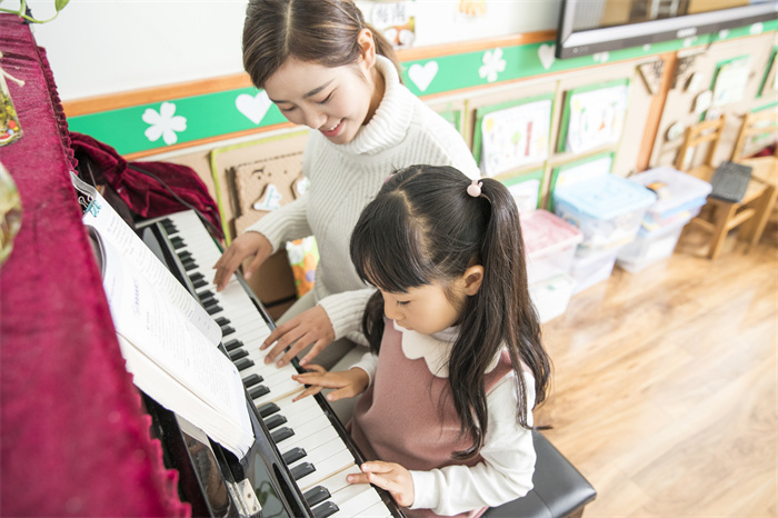 泉州女孩读完初中学习不好学啥?